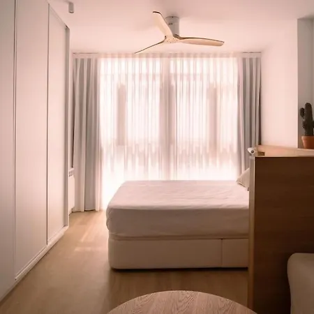 Apartment Spectacular Renovated Studio Facing The Sea *